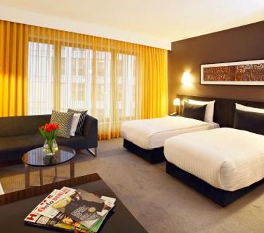 Adina Apartment Hotel Berlin Hackescher Markt