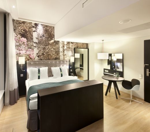 Holiday Inn Berlin-Alexanderplatz, an IHG Hotel