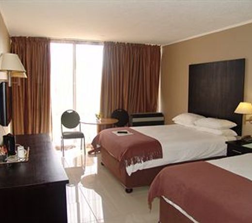 Wilderness Beach Hotel