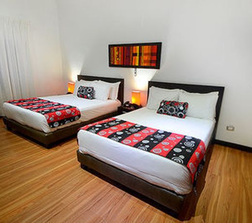 La Rivera Hotel