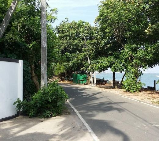 Polhena Coral Reef Resort