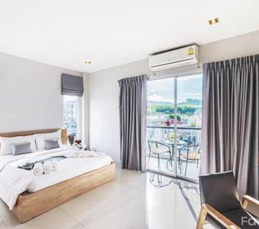 Lemonade Phuket Hotel -SHA Plus