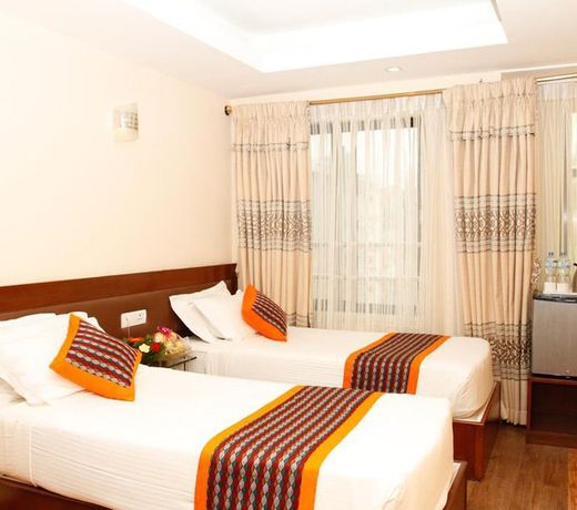 Yellow Pagoda Hotel