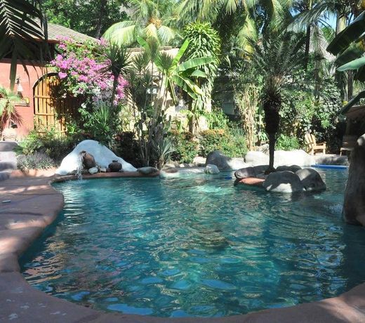 LA HACIENDA LODGE
