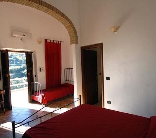 B & B Stillachiara