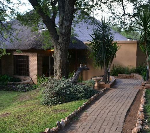 Bonamanzi Guest House
