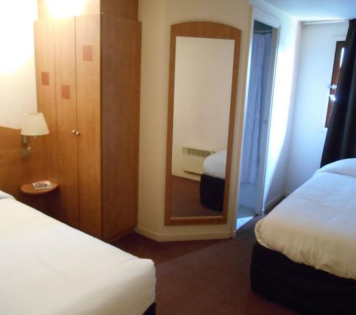 Mondhotel Chelles