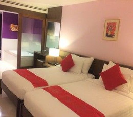 Siam Triangle Hotel