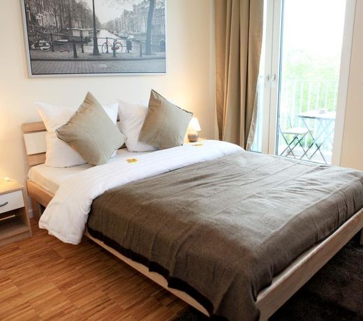 Hamburg Room