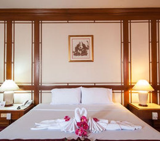 Diamond Plaza Hotel