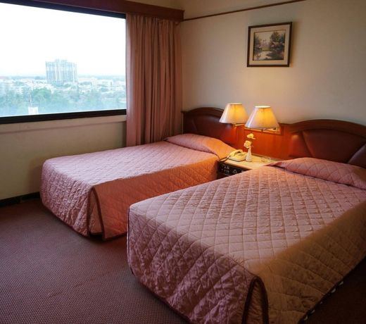 Hatyai Central Hotel