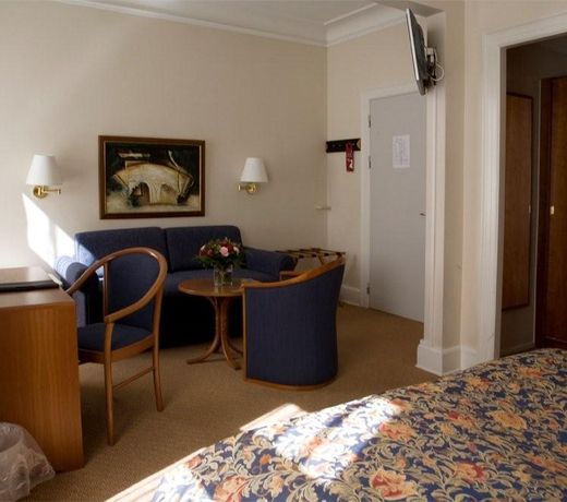 City Hotel Nebo