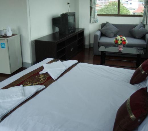 Nuncharoen Guesthouse