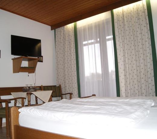 GASTHOF LUGMAYR