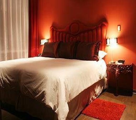 NU HOUSE BOUTIQUE HOTEL