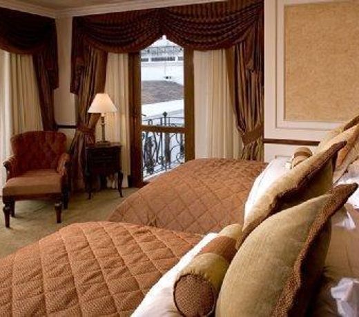 Plaza Grande Hotel