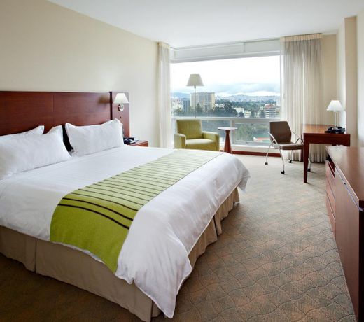 Holiday Inn Express Quito, an IHG Hotel