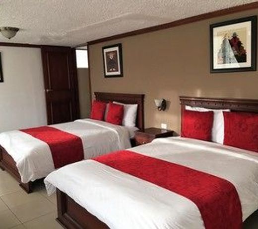 Hostal Mitad Del Mundo