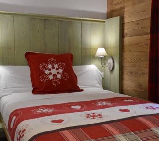 Hotel Petit Dahu - Chambres et Restaurant