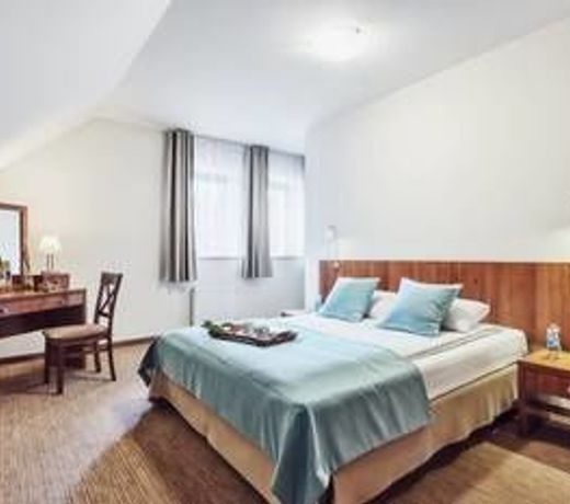 Hotel Modrzewiowy Dwór