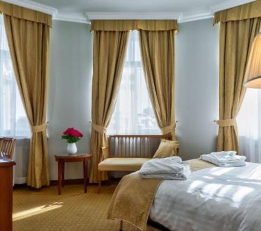My City Hotel