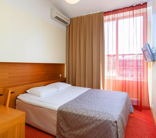 Hotel Bern by TallinnHotels