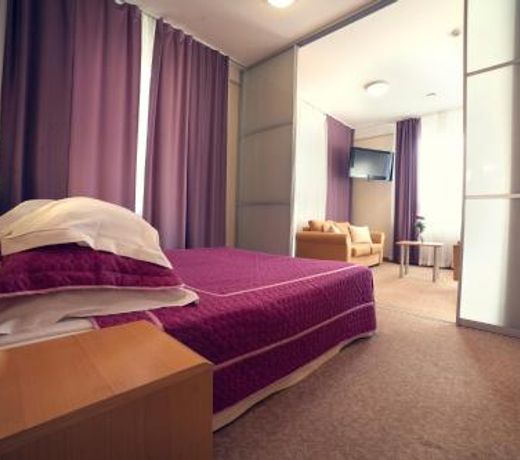 Rixwell Viru Square Hotel