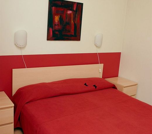 Hotel G9