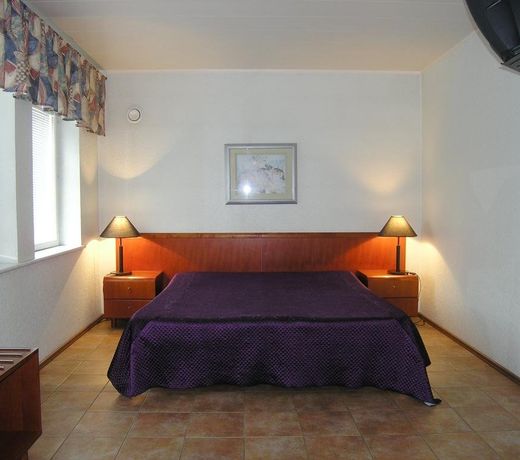 VILLA LEPIDO