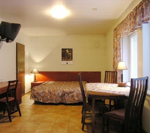 VILLA LEPIDO