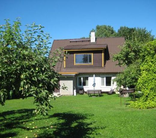 Piiri Holiday House