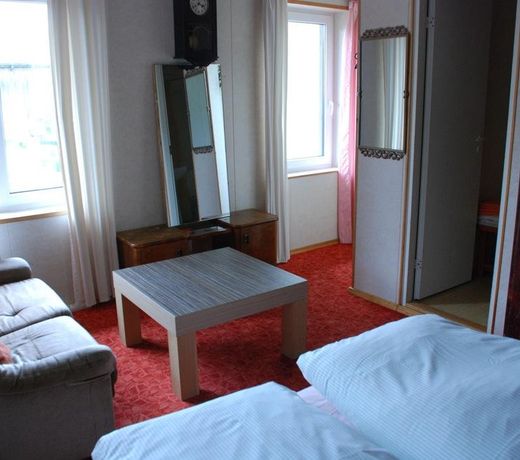Hostel Allik