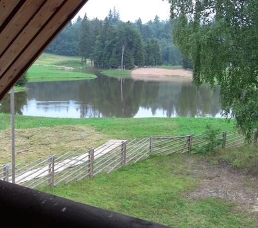 NUUSTAKUMAJAD