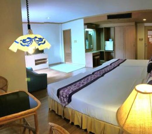 Takiab Beach Resort