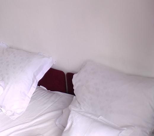 FEHÃR HÃZ SZENTENDRE