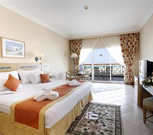 Ivy Cyrene Island Resort