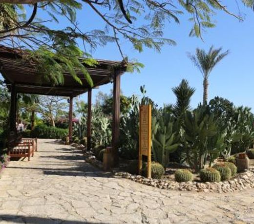Tamra Beach Resort