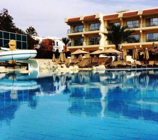 Xperience Sea Breeze Resort