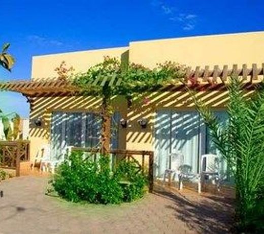 Solitaire Resort
