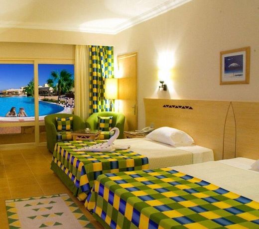 Solitaire Resort