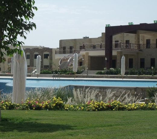 Royal Brayka Beach Resort