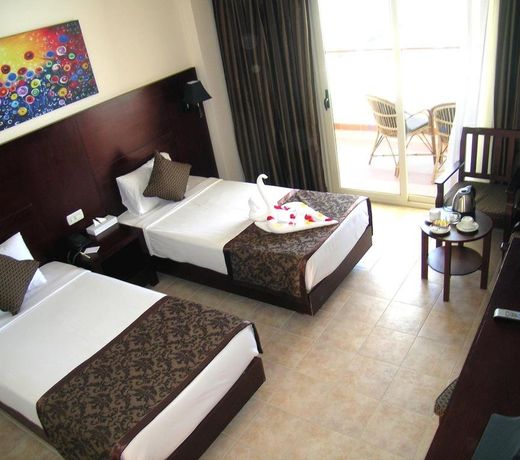 Royal Brayka Beach Resort