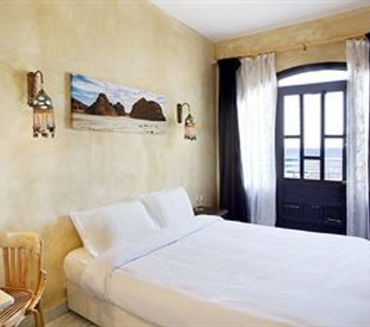 The Bedouin Moon Hotel