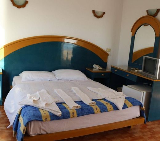 Rocketa Hotel