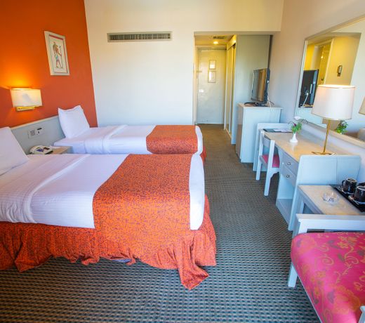 Aracan Eatabe Luxor Hotel