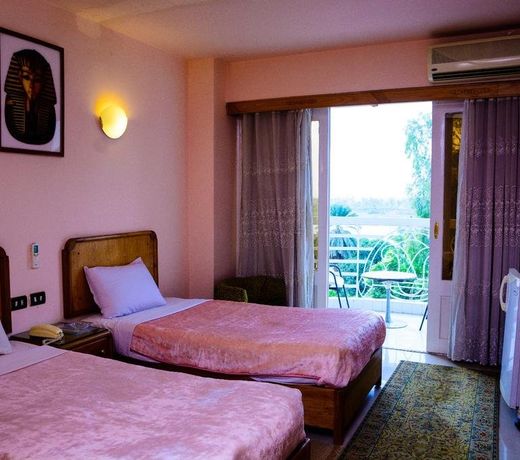 New Pola hotel