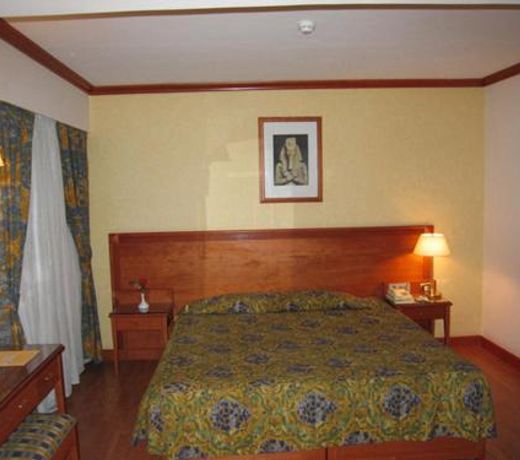 Philippe Luxor Hotel