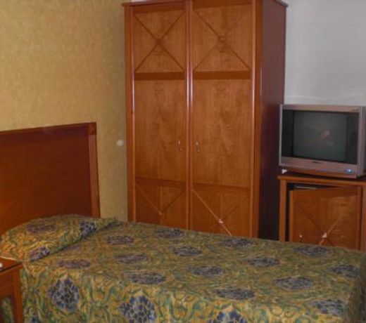 Philippe Luxor Hotel