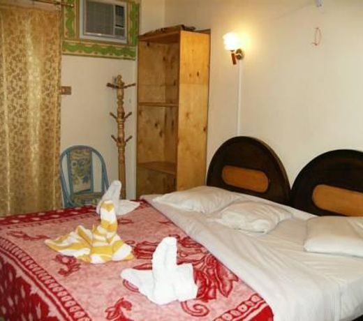 BOOMERANG HOTEL LUXOR