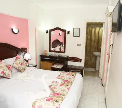 Happy City Hotel